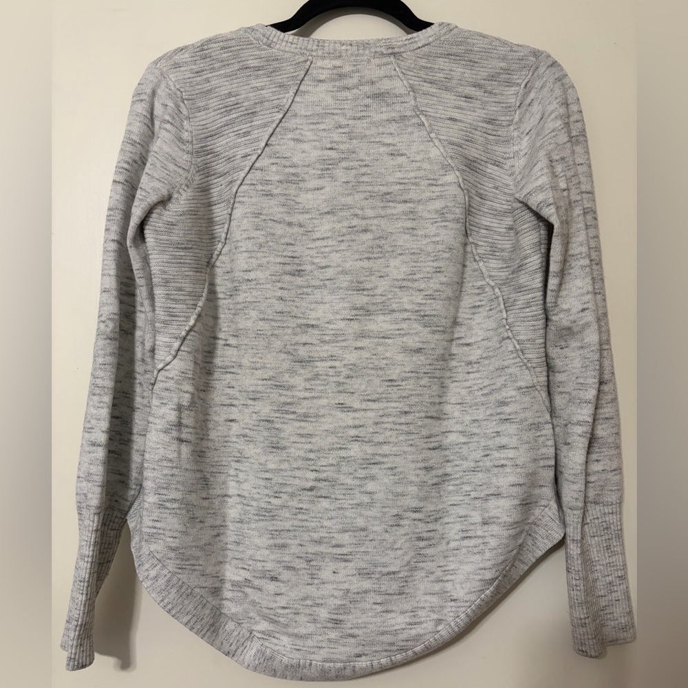 RD Style Ribbed Sweater - Picture 3 of 4